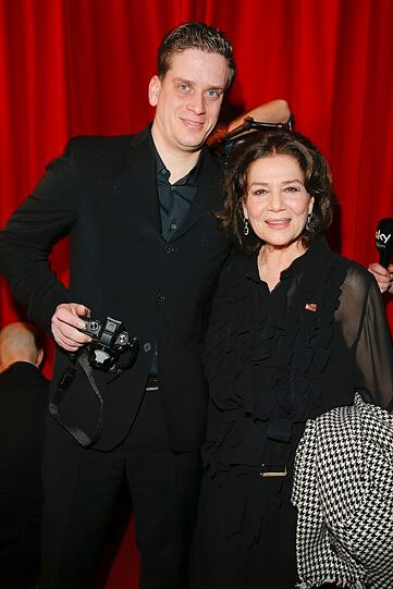 Hannelore Elsner und Sohn Dominik Elstner beim Empfang der Filmstiftung NRW im Rahmen der 64. Berlinale.
