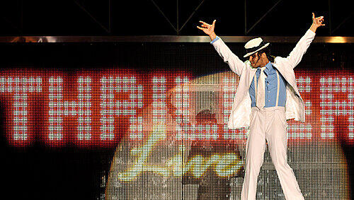 Thriller im Deutschen Theater.