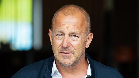 Schauspieler Heino Ferch kommt zu einem Pressetermin auf der Circus Krone Farm.