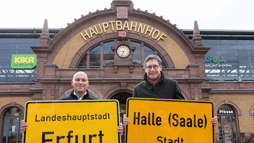 Erfurts Oberbürgermeister Andreas Horn (CDU) und Halles OB Alexander Vogt (parteilos) werben für ihre Städte.