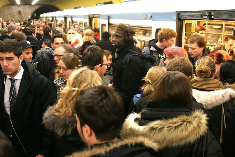 Vor allem im öffentlichen Nahverkehr kam es zum Chaos.