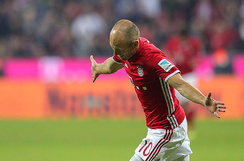 Arjen Robben bejubelt sein Tor zum 3:0 gegen Hertha BSC.