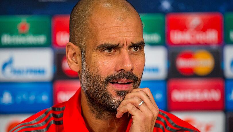 Pep Guardiola rätselt wegen der vielen Verletzten über die Aufstellung. Pep Guardiola rätselt wegen der vielen Verletzten über die Aufstellung.