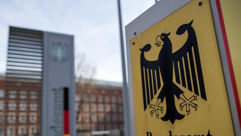 Das Bundesamt für Migration und Flüchtlinge in Nürnberg: Die Behörde stellt Asylentscheide für Syrer zurück.