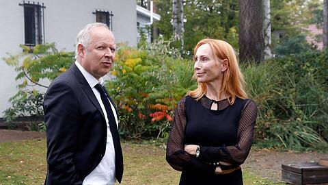 Andrea Sawatzki und Axel Milberg müssen sich von ihrer Filmreihe "Familie Bundschuh" verabschieden.