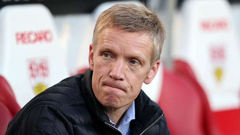 Mit Schindelmeiser als Sportvorstand und Trainer Hannes Wolf schaffte der VfB den sofortigen Wiederaufstieg.