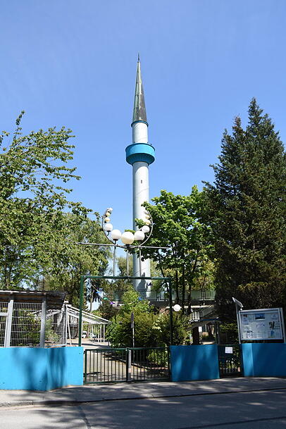 Vom bayerischen Verfassungsschutz beobachtet: Das Islamische Zentrum München in Freimann. Vom bayerischen Verfassungsschutz beobachtet: Das Islamische Zentrum München in Freimann.