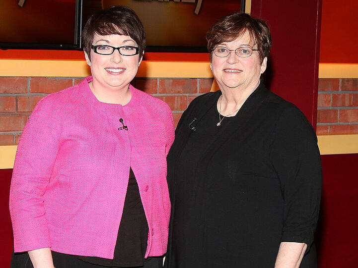 Zwei Schriftstellerinnen, ein Thema: Betty (re.) und Mathob Mahmoody in der Talkshow von Markus Lanz