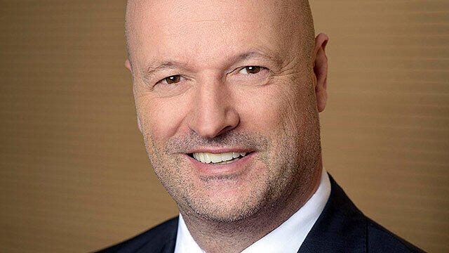 Sparkassen-Boss Rolf Fleischer: Er ist der Spitzenverdiener in Unternehmen mit städtischer Beteiligung. 2016: 541.000 €, 2015: 503.000 €, 2014: 457.000 €