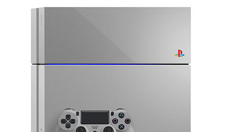 Kenner erkennen es sofort: Die PS4 im Kostüm ihres "Ur-Großvaters" Kenner erkennen es sofort: Die PS4 im Kostüm ihres "Ur-Großvaters"