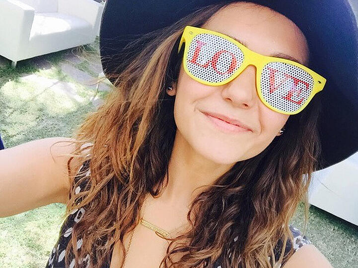 Stars wie Nina Dobrev lieben ausgefallene Sonnenbrillen