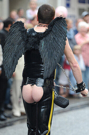 Der Christopher Street Day 2012 in Hamburg.