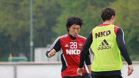 Bis zum Sommer darf Mu Kanazaki noch beim Club mittrainieren. Wenn er nicht überzeugen kann, muss er gehen.