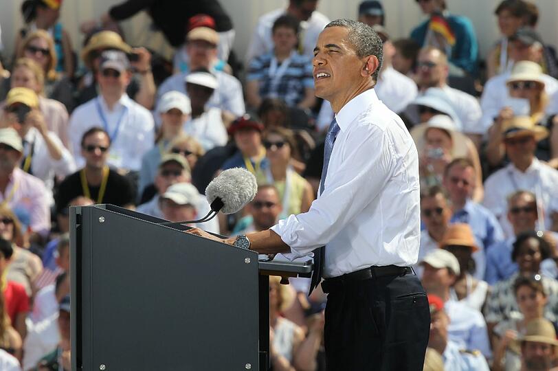 US-Präsident Obama spricht am Brandenburger Tor.