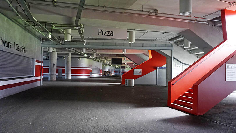 Impressionen der neugestalteten, rot-weißen Allianz Arena. Klicken Sie sich durch die Bilder.