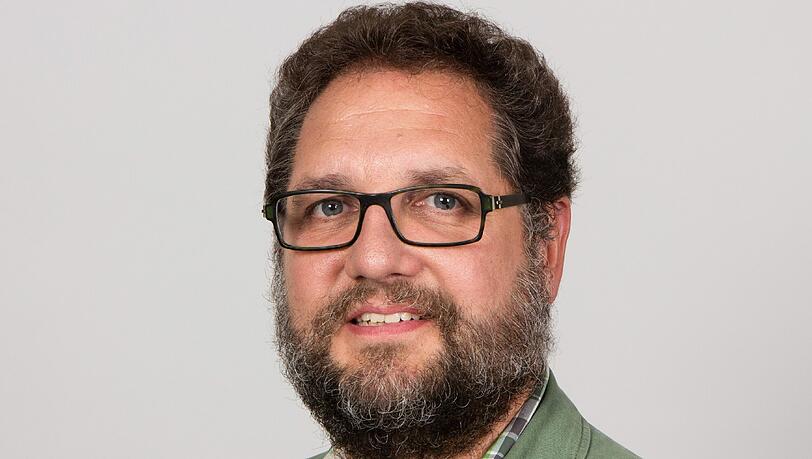Platz 63: Sozialpädagoge Peter Meiwald (GRÜNE), 45.000 bis 90.000 €. Platz 63: Sozialpädagoge Peter Meiwald (GRÜNE), 45.000 bis 90.000 €.