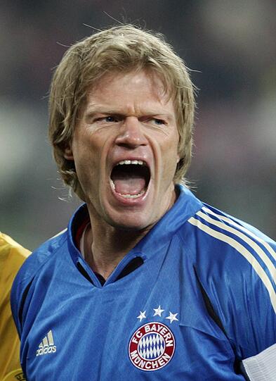 Da brüllt Oliver Kahn seine Freude über die perfekte Ausgangslage heraus.