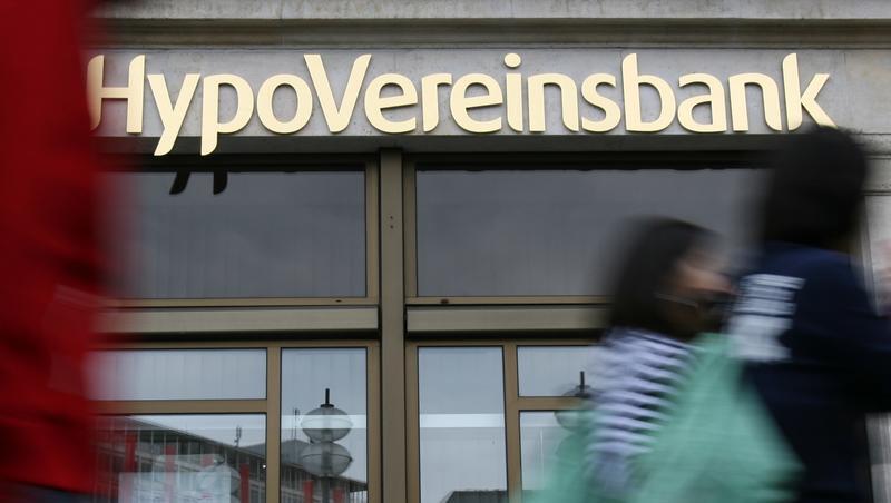 Nur noch morgens kann man die Filialen der Hypovereinsbank besuchen. Nur noch morgens kann man die Filialen der Hypovereinsbank besuchen.