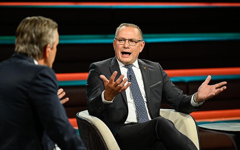 Tino Chrupalla bezeichnete die sogenannte "Brandmauer" bei "Markus Lanz" als "abgewählt". Tino Chrupalla bezeichnete die sogenannte "Brandmauer" bei "Markus Lanz" als "abgewählt".