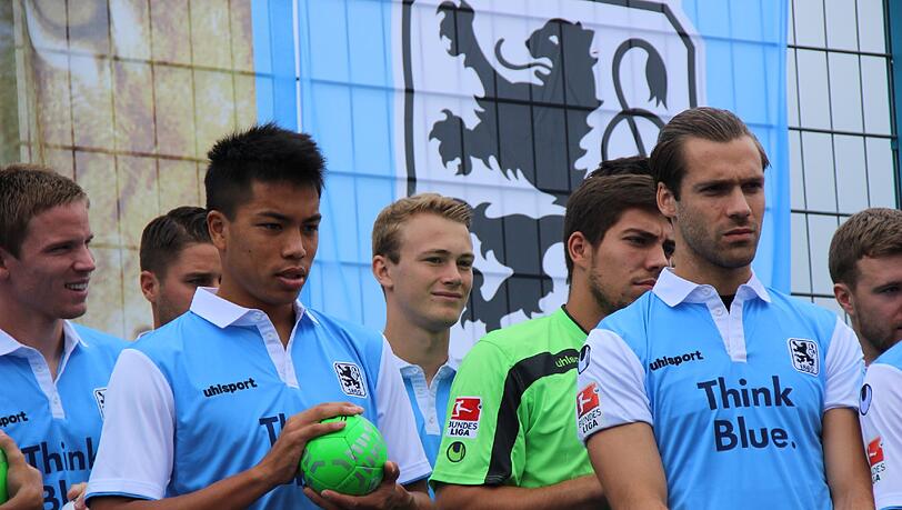 Weitere Bilder von der Präsentation der Zweitliga-Profis vom TSV 1860 München beim Löwen-Fanfest