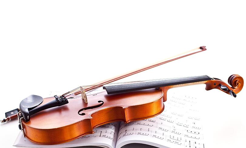 Beim Preisträgerkonzert von Jugen musiziert präsentieren sich junge Musiker.