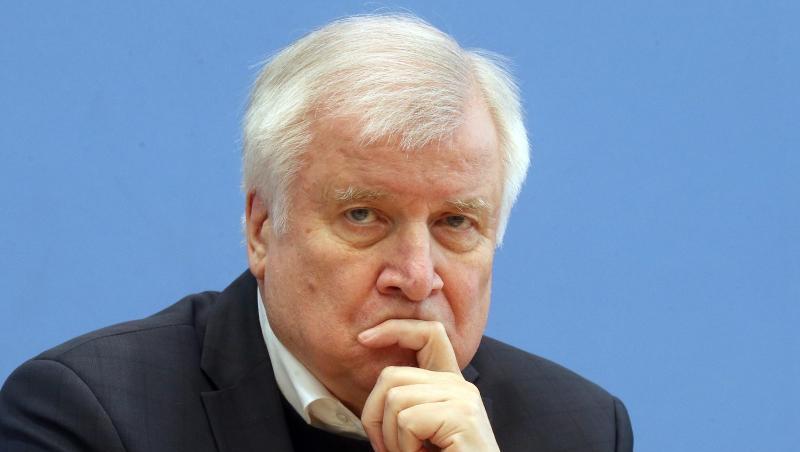 Bundesinnenminister Horst Seehofer vergangene Woche während einer Pressekonferenz in Berlin. Bundesinnenminister Horst Seehofer vergangene Woche während einer Pressekonferenz in Berlin.