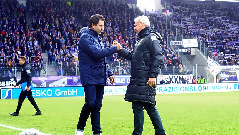 Mussten sich am Ende die Punkte teilen: Sechzig-Coach Argirios Giannikis und Aue-Trainer Pavel Dotchev. Mussten sich am Ende die Punkte teilen: Sechzig-Coach Argirios Giannikis und Aue-Trainer Pavel Dotchev.