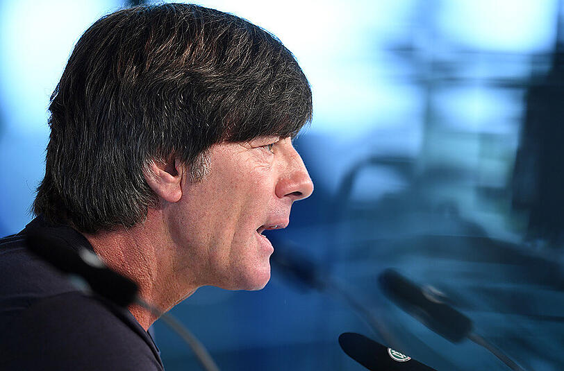 Bundestrainer Joachim Löw während der PK am Montag.