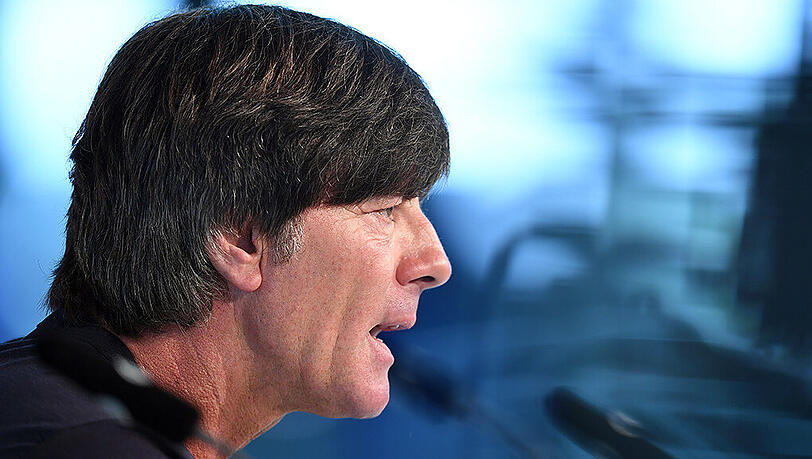 Bundestrainer Joachim Löw während der PK am Montag. Bundestrainer Joachim Löw während der PK am Montag.