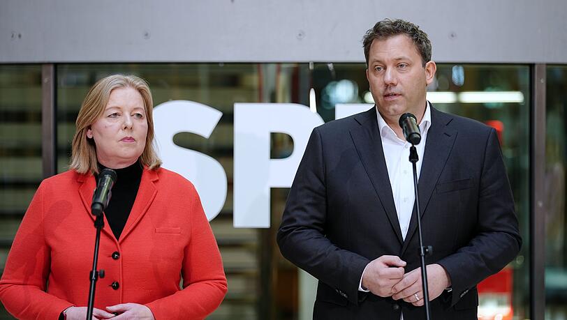 Wie lange bleiben Bärbel Bas und Lars Klingbeil - hier nach der verlorenen Landtagswahl in Rheinland-Pfalz - an der SPD-Spitze? (Archivfoto) Wie lange bleiben Bärbel Bas und Lars Klingbeil - hier nach der verlorenen Landtagswahl in Rheinland-Pfalz - an der SPD-Spitze? (Archivfoto)