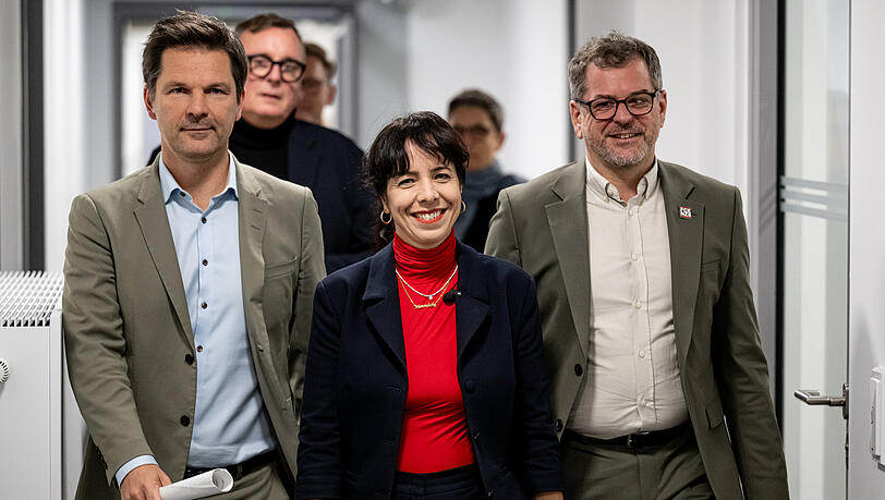 Regieren sie bald in Berlin? Elif Eralp von der Linken, SPD-Politiker Steffen Krach (l.) und Werner Graf (Grüne). Regieren sie bald in Berlin? Elif Eralp von der Linken, SPD-Politiker Steffen Krach (l.) und Werner Graf (Grüne).