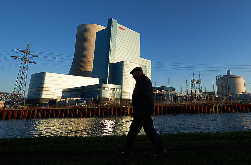 Seit Januar hat bei Eon die Aufspaltung des Geschäfts begonnen. Die großen Kraftwerke, wie das in Datteln, werden seitdem von der neuen Gesellschaft Uniper aus Düsseldorf geführt. Foto: Bernd Thissen/Archiv