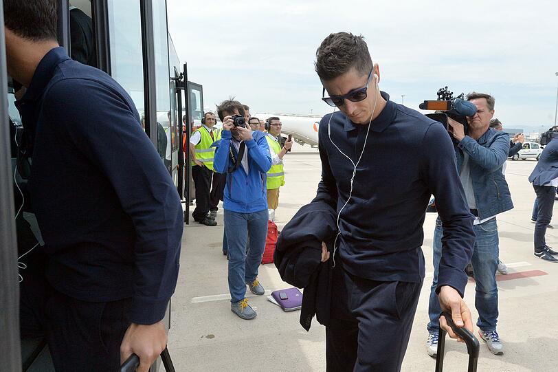 Der FC Bayern reist zum Champions-League-Halbfinale nach Barcelona - Ankunft in Spanien!