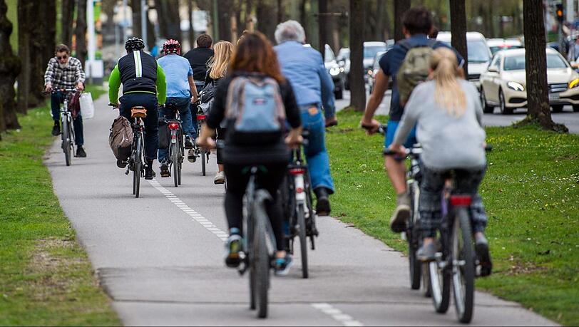 Radeln in München soll sicherer werden. Radeln in München soll sicherer werden.