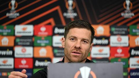 Leverkusens Trainer Xabi Alonso geht optimistisch ins Rückspiel gegen Rom.