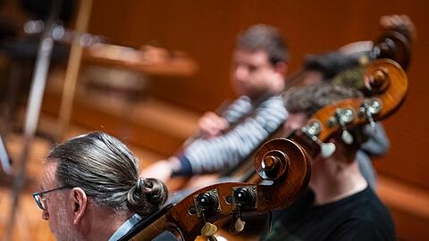 Die Bamberger Symphoniker proben im Konzert- und Kongresszentrum am Regnitzufer.