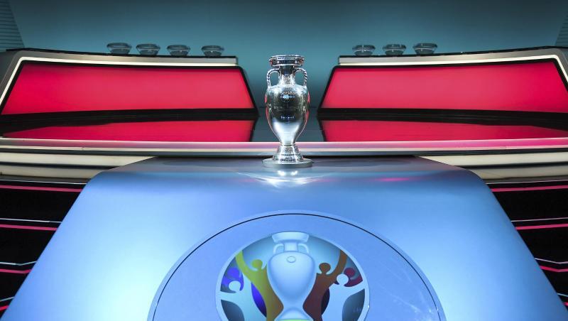 Das DFB-Team trifft in der EM-Qualifikation unter anderem auf die Niederlande. Das DFB-Team trifft in der EM-Qualifikation unter anderem auf die Niederlande.