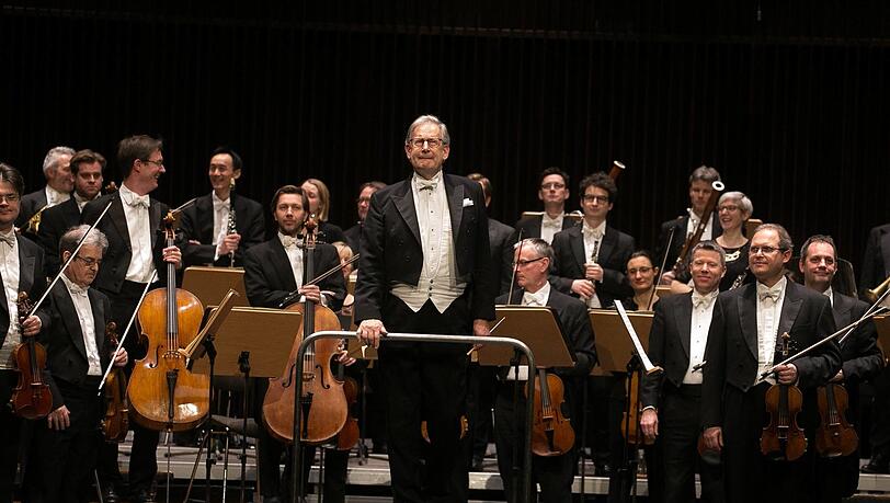 John Eliot Gardiner bei einem Auftritt in Hannover. John Eliot Gardiner bei einem Auftritt in Hannover.
