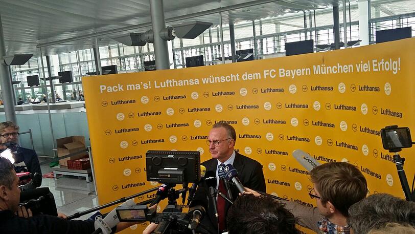 Die Bilder vom Abflug des FC Bayern in Richtung Paris.