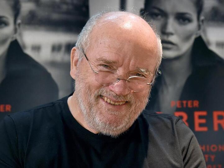 Fotokünstler Peter Lindbergh setzt sich mit Giacometti auseinander.