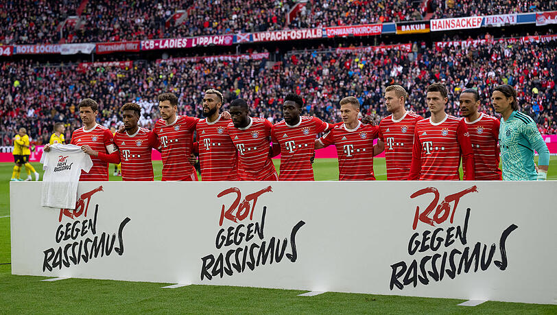 Das Logo der Bayern-Initiative "Rot gegen Rassimus" soll vorerst auf dem Ärmel der FCB-Trikots zu sehen sein.