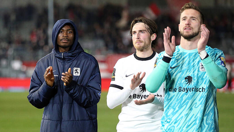 Gingen seit drei Partien nicht mehr als Verlierer vom Platz: Die Löwen um Keeper Marco Hiller. Gingen seit drei Partien nicht mehr als Verlierer vom Platz: Die Löwen um Keeper Marco Hiller.