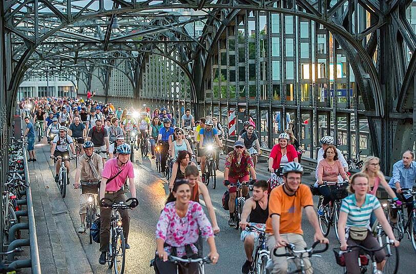 Bilder von der letzten Münchner Radlnacht (7. Juni 2014). Die diesjährige Radlnacht findet am 8. August statt.
