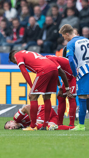 Franck Ribéry verletzt sich im Spiel des FC Bayern gegen Hertha BSC: Die Bilder.