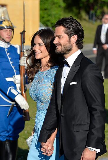 Prinz Carl Philip von Schweden und seine Sofia auf dem Weg zum Polterabend.