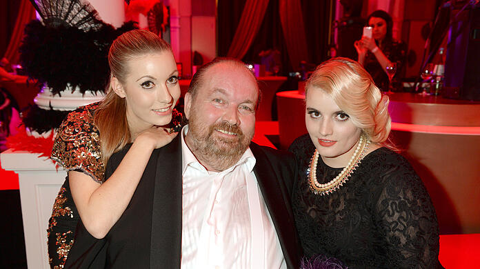 2016 verstarb der Münchner Promi-Friseur Wolfgang Lippert. Seine Töchter Natalie (l.) und Maxyne (r.) halten das Vermächtnis ihres Vaters aufrecht.