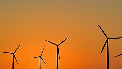 Immer mehr neue Windenergieanlagen gehen in Betrieb.