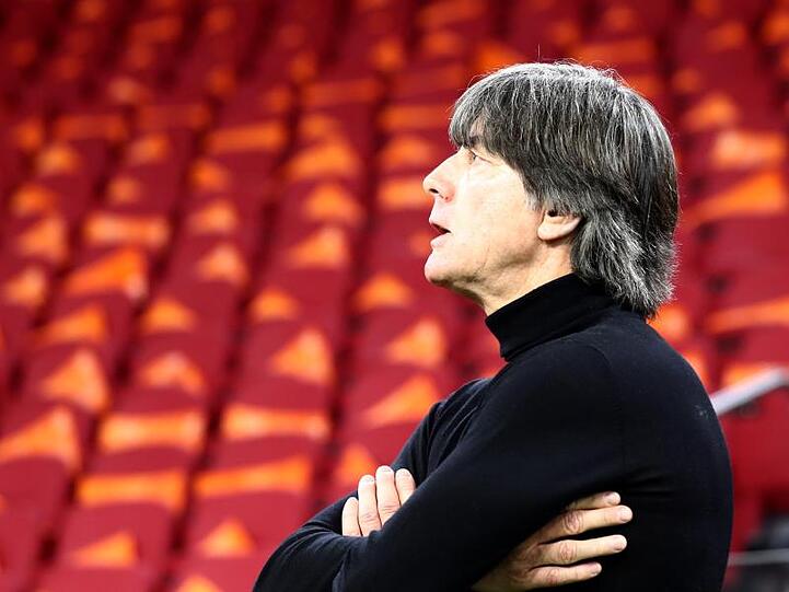 Bundestrainer Joachim Löw hat seinen Kader für die EM-Quali-Spiele in Weißrussland und gegen Estland nominiert.