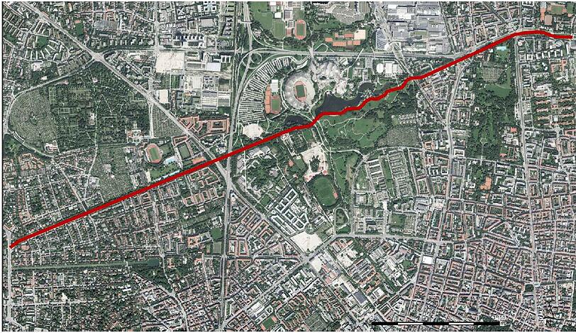 Die Radlroute führt durch viel Grün &ndash; und mitten durch den Olympiapark.