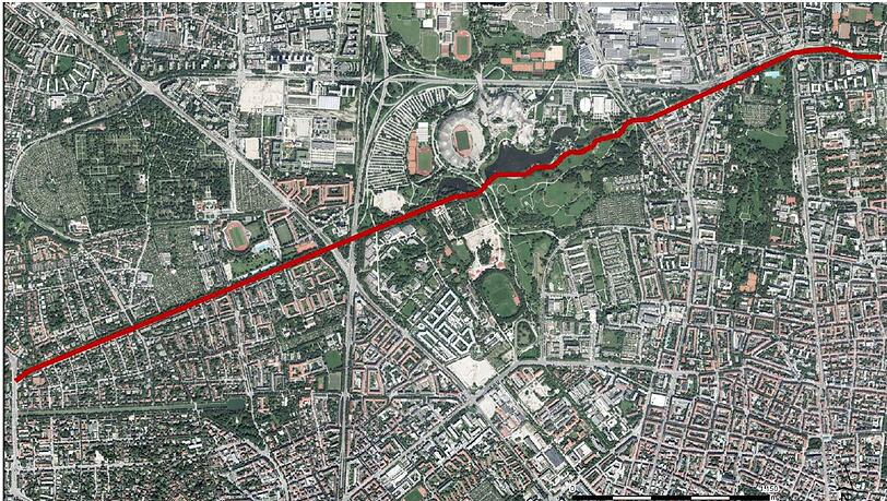 Die Radlroute führt durch viel Grün &ndash; und mitten durch den Olympiapark.